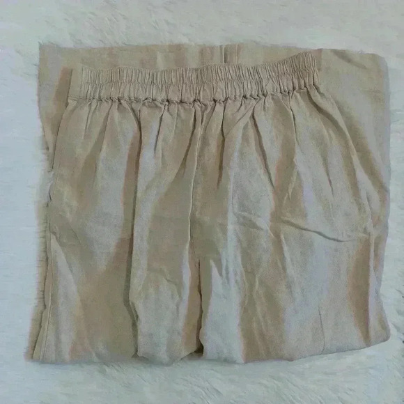 Madewell Petite Pull-On Straight Crop Pants - Picture 6 of 8